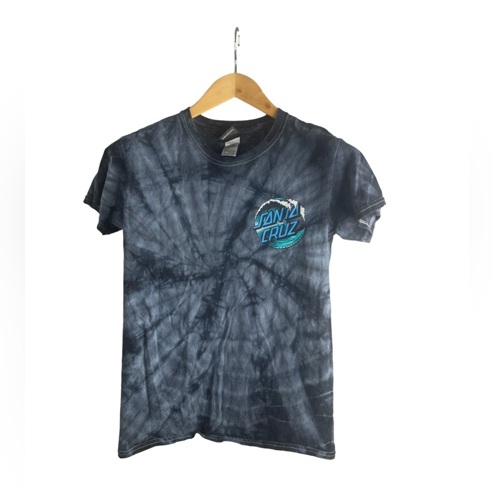 Santa Cruz T-shirt size small ladies